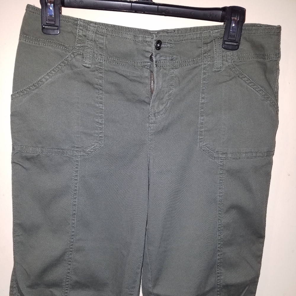Capris pants